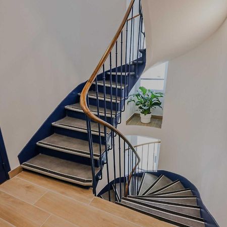 Newly Renovated Appartements Residence Republique Paris Exterior photo