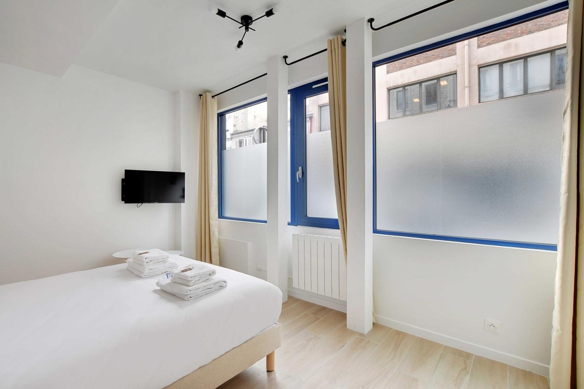 Newly Renovated Appartements Residence Republique Paris Exterior photo