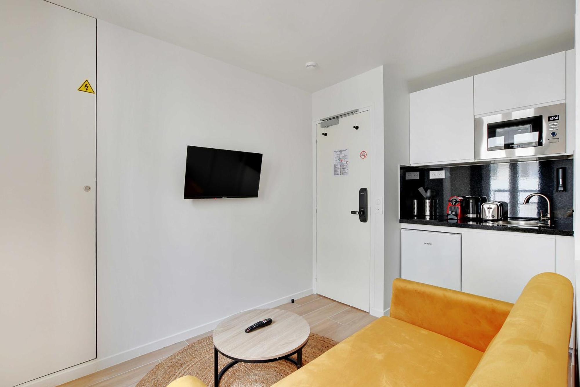 Newly Renovated Appartements Residence Republique Paris Exterior photo