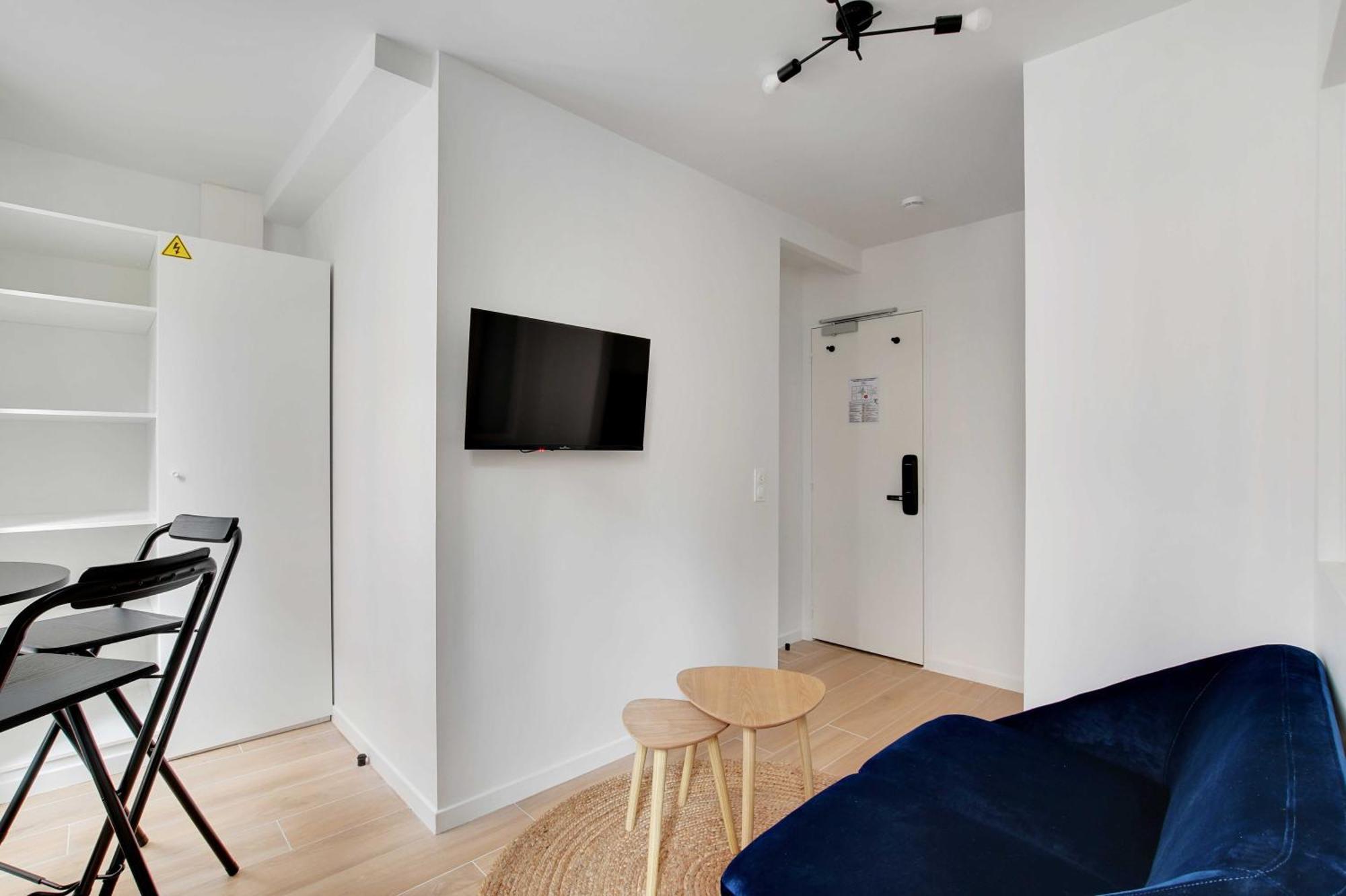 Newly Renovated Appartements Residence Republique Paris Exterior photo