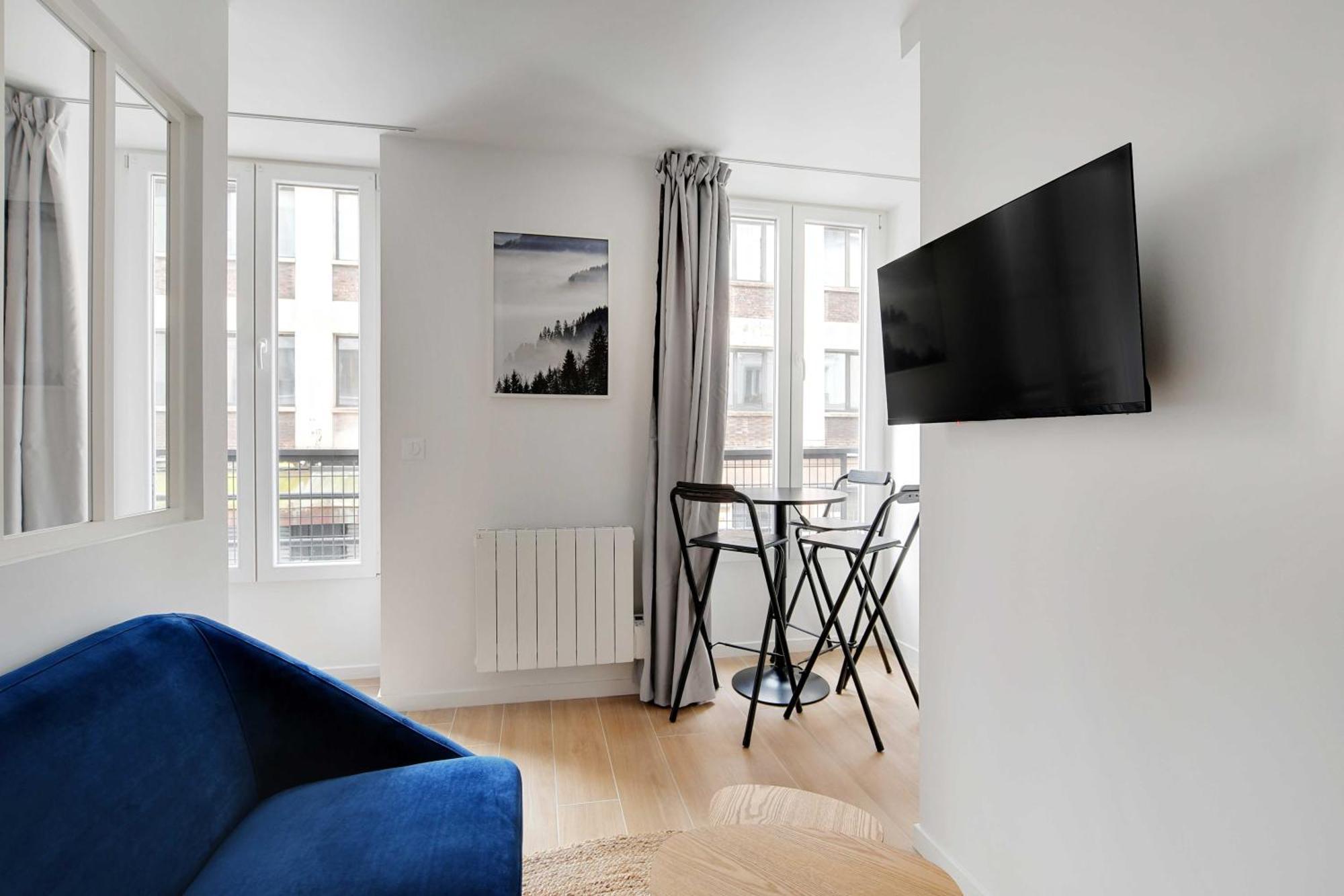 Newly Renovated Appartements Residence Republique Paris Exterior photo