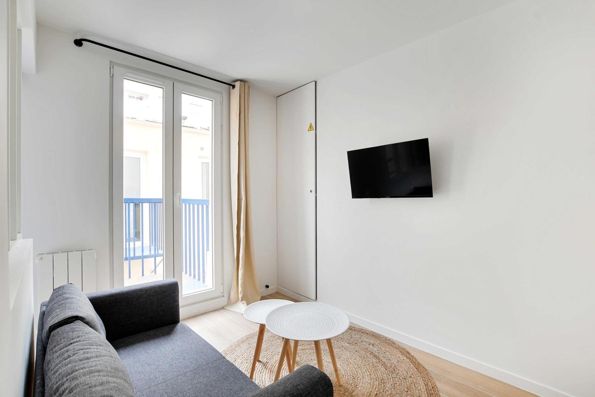 Newly Renovated Appartements Residence Republique Paris Exterior photo